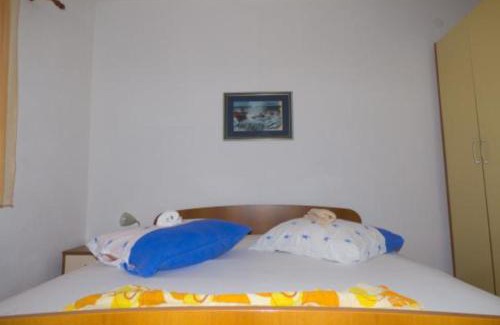 Ivan Dolac Apartamento | Beachfront Apartments Plaža