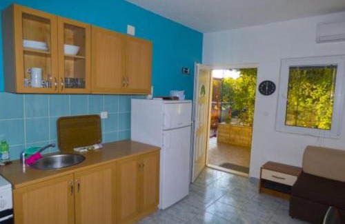 Ivan Dolac Apartamento | Beachfront Apartments Plaža