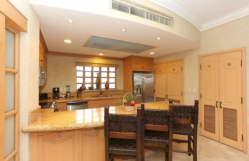 El Medano Ejidal Villa | Gorgeous Views - Steps To The Pool - Oceanfront - Luxuriously Decorated - 3104