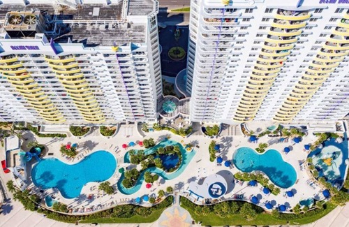 Daytona Beach Apartamento | Beachfront Bliss at Ocean Walk Resort!