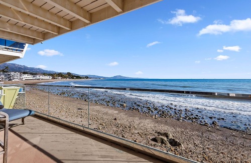 Montecito Casa | Beachfront Bungalow on Miramar Beach