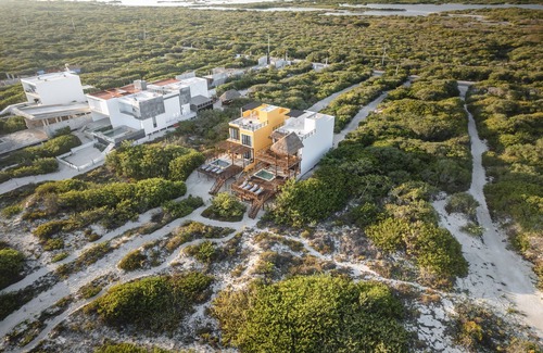 Chuburna Puerto Casa | Casa en la playa frente al mar, en Chuburná Puerto Yucatán, el paraíso ideal.