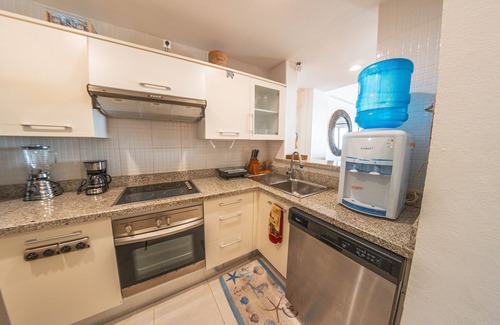 Villas Del Mar Casa | BeachFront Club Hemingway 3Bedroom Condo