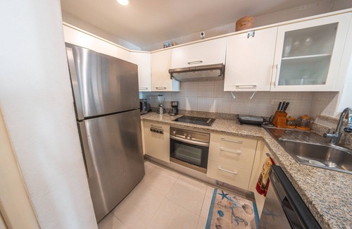 Villas Del Mar Casa | BeachFront Club Hemingway 3Bedroom Condo