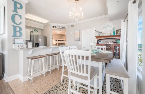 Panama City Beach Condominio | Escape de playa | CONFIGURACIÓN GRATUITA PARA SILLA DE PLAYA / PARAGUAS cerca de PIER PARK | 5 ESTRELLAS