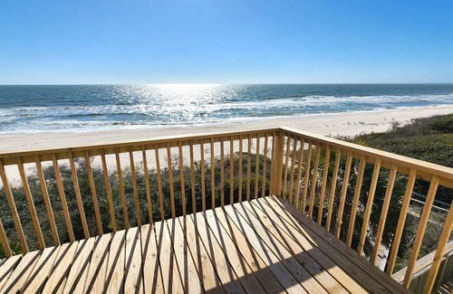 Plantation Cabaña | Beachfront - Community Pool/Pickleball Access!