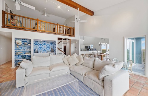 Port Aransas Casa | Beachfront, community pool & hot tub, EV charger!