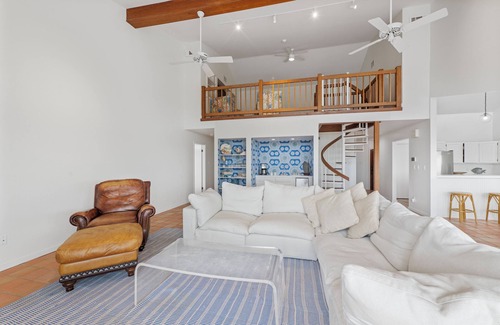 Port Aransas Casa | Beachfront, community pool & hot tub, EV charger!