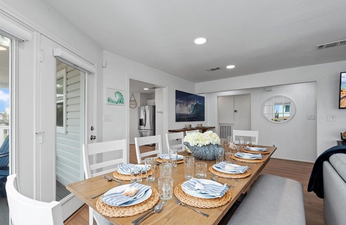 Pointe San Luis Casa | Beachfront | 5 bedroom | Hot Tub | Fenced Yard