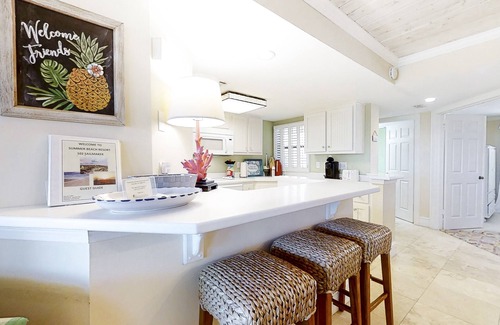 Amelia City Condominio | Beachfront condo with outdoor pool, patio & washer/dryer - dog-friendly