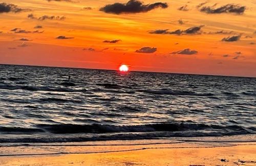 Belle Vista Apartamento | Beachfront Condo Ocean View