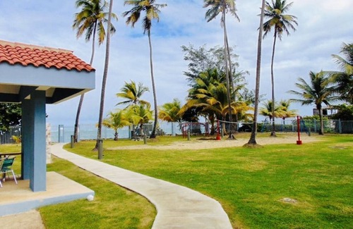 Mediania Alta Condominio | Beachfront Condo w/ Rooftop Terrace &WiFi