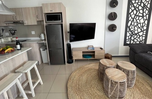 Big Bay Apartamento | Beachfront Condo