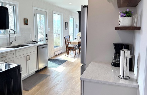 Saint Ambroise Cabaña | BEACHFRONT COTTAGE *fully renovated*