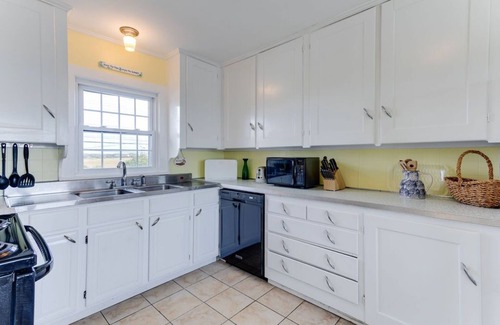 Jerusalem Casa | Beachfront Cottage Sand Hill Cove Road