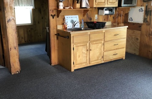 Lochmere Cabaña | Lago Winnisquam - Waterfront Beach Cottage