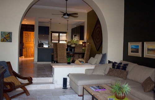 San Jose del Cabo Condominio | Frente a la playa - Condominio de diseño decorado con vistas panorámicas