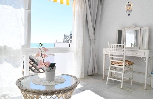 Bahia Dorada Casa | Casa adosada familiar en primera línea de playa, En la playa a solo cinco minutos del puerto