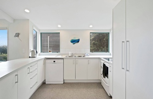 Waikanae Cabaña | Escapada frente al mar - Waikanae Beach Holiday Home
