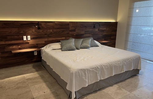 La Paz Condominio | BeachFront | Golf | Heated pool | Tennis | Netflix