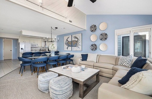 Ocean Isle Beach Casa | Beachfront, Heated POOL, Golf Cart & EV Charging