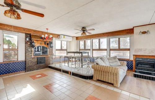 Villas Casa | Beachfront Home about 7 Mi to Cape May!