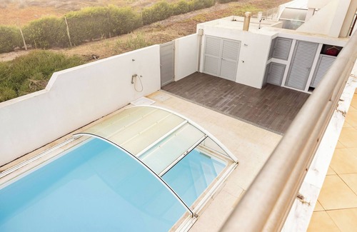 Atalaia Casa | Beachfront home with spectacular views, Santa Cruz