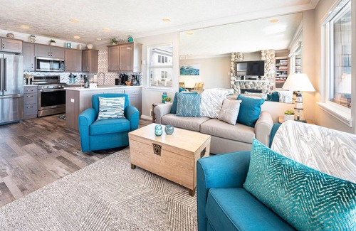 Lincoln City Condominio | Beachfront, Hot Tub, BBQ | Coastal Treasure