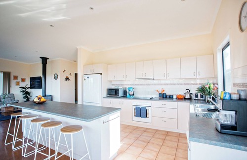 Powlett River Casa | Beachfront House with Water Views