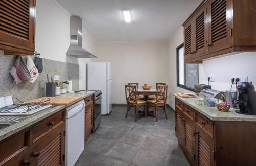Caloura Villa | Casa junto al mar para 6 en la zona privilegiada de la isla - Caloura