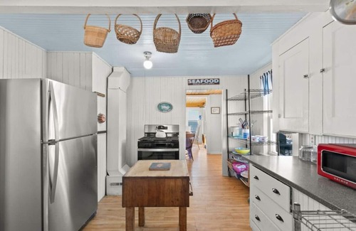 Silver Beach Casa | Beachfront in New Silver Beach