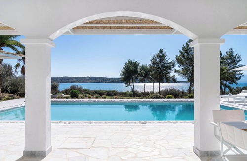 Kilada Villa | Beachfront Living in the Greek Riviera Porto Heli