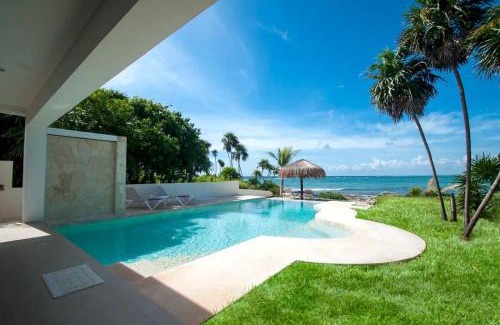 Tulsayab Villa | Beachfront Luruxy Villa in Tulum