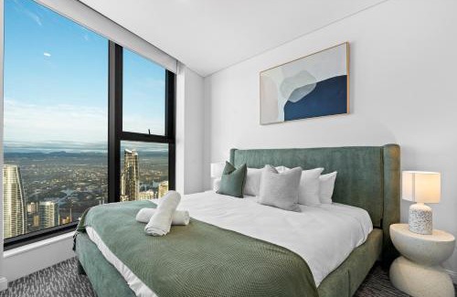 Surfers Paradise Apartamento | Beachfront Luxury Skyhome Ocean 3BR with Parking