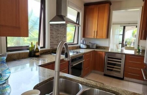 Zarzal Apartamento | Luxury Beachfront Grand Hyatt Golf
