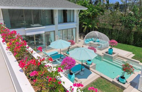 Choeng Thale Villa | Beachfront Luxury villa near Banyan Tree