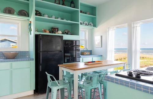 Galveston Casa | Melody - 2Br 2Ba Sleeps 8 - Beachfront Sea Isle!