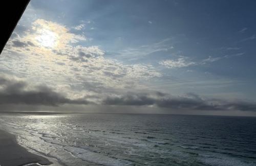 West Panama City Beach Apartamento | Beachfront Oasis at Splash Resort and Condos