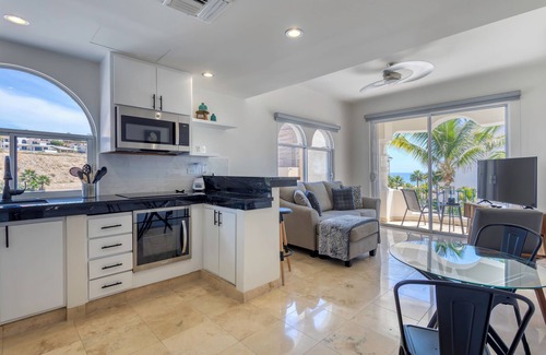 San Jose del Cabo Condominio | Beachfront Paradise at Costa Azul