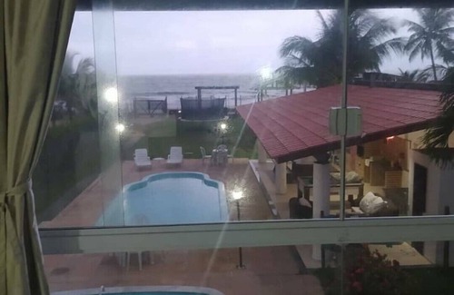 Vera Cruz Casa | Beachfront paradise with 9 bedrooms.