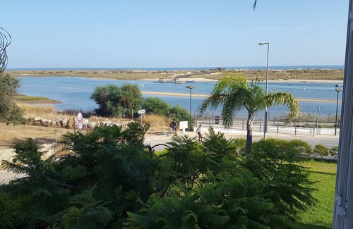 Conceicao e Cabanas de Tavira Apartamento | Apartamento ático frente al mar con vistas al mar