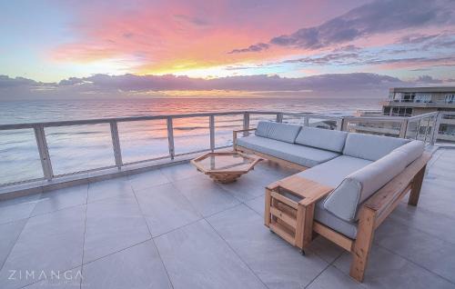 Ballito Apartamento | Beachfront Penthouse Ballito