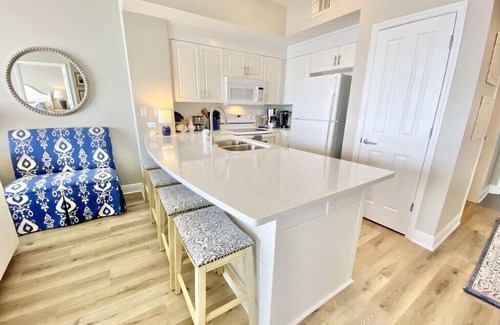 West Panama City Beach Condominio | ☀️Beachfront-Pool+Hot Tub-Fab Amenities-Celadon 2005☀️