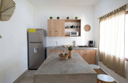 La Libertad Villa | Beachfront Reef Break Villa @SurfCity