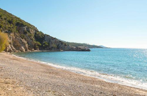 Ormos Koumeikon Casa | Beachfront Stone House - Samos Seaview Retreat