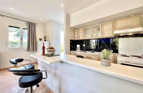 Acharavi Apartamento | Beachfront Suite GardenMare 2