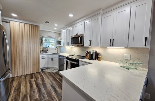 Ono Island Casa | BEACHFRONT Townhome - New Kitchen and Bath - 2 BR 2.5 Bath