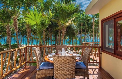 Felipe Carrillo Puerto Casa | Beachfront Tulum Villa