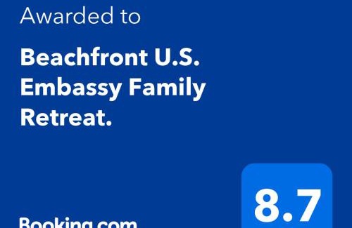 Ermita Apartamento | Beachfront U.S. Embassy Family Retreat.