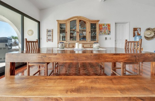 Pescadero Casa | Beachfront Villa + Casitas w/ pool - perfect for Reunions, Weddings & Retreats!